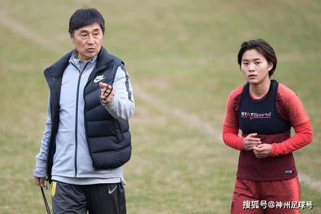 12306就无座票与二等座票同价进行回应